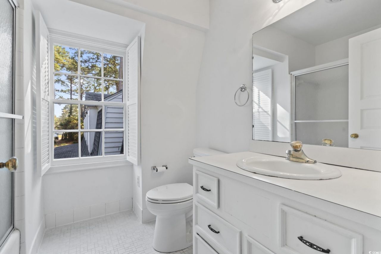 707 Thomas Ave. Photo 27