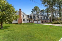 707 Thomas Ave. photo 4