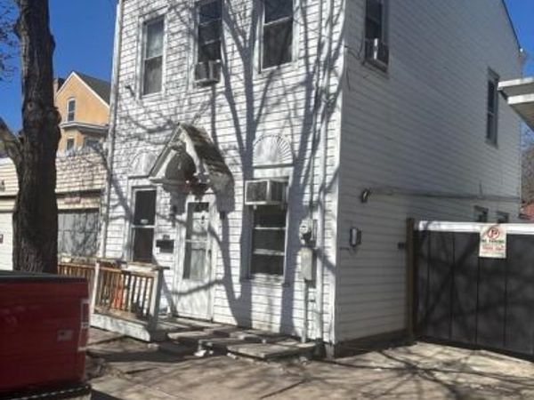 106 WOODLAND STREET, TRENTON, NJ 08611