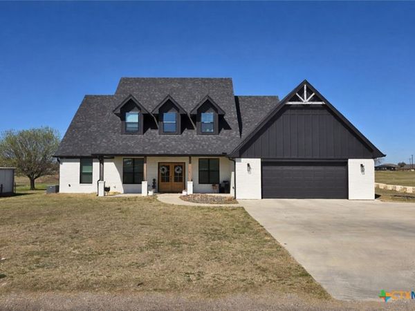 211 Lakewood Drive, Gatesville, TX 76528