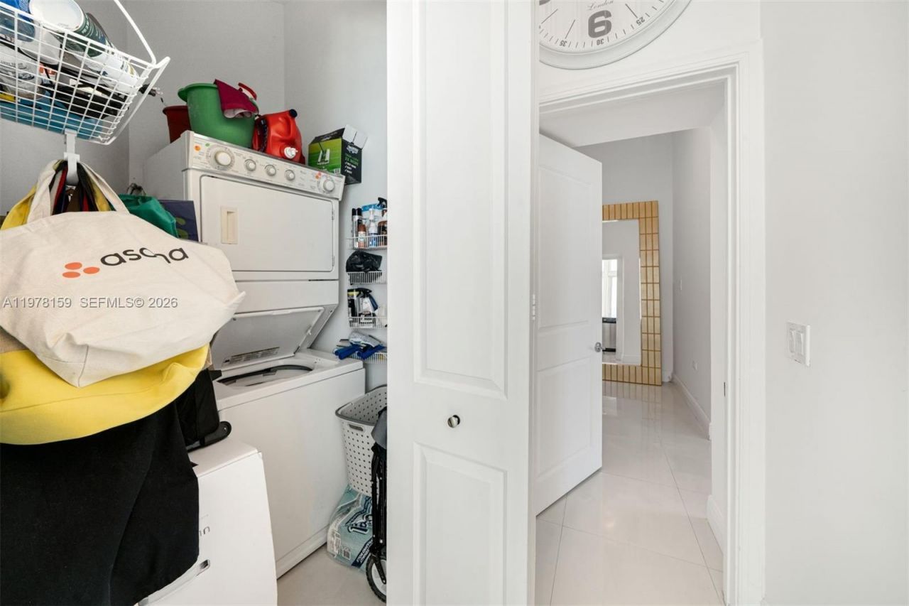 480 NE 30th St, Unit 501, Miami, FL 33137 Photo