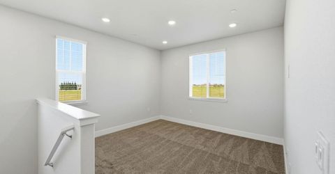 321 Outlooker Ct, Lincoln, CA 95648 Photo