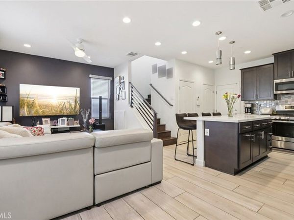 3827 Grant St, Unit 49, Corona, CA 92879