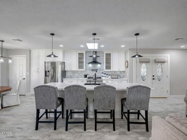 18414 N 104TH Avenue, Sun City, AZ 85373