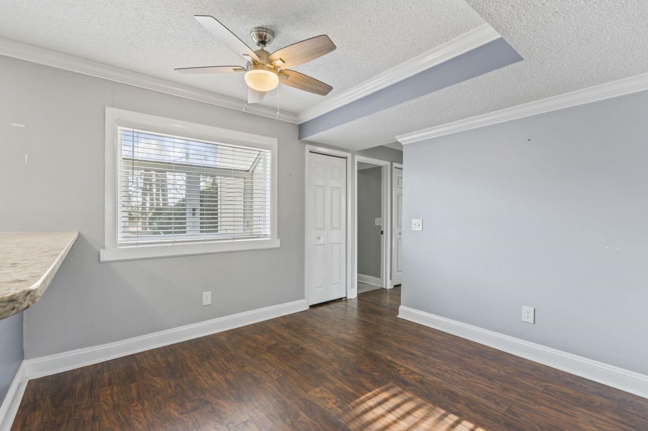 1025 Plantation Dr. W Photo 17