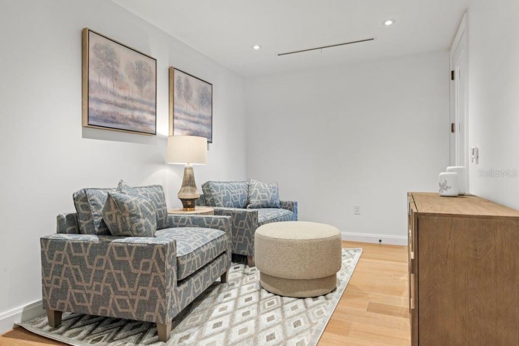 10160 Autumn Mist Lane, Unit 402, Orlando, FL 32836 Photo