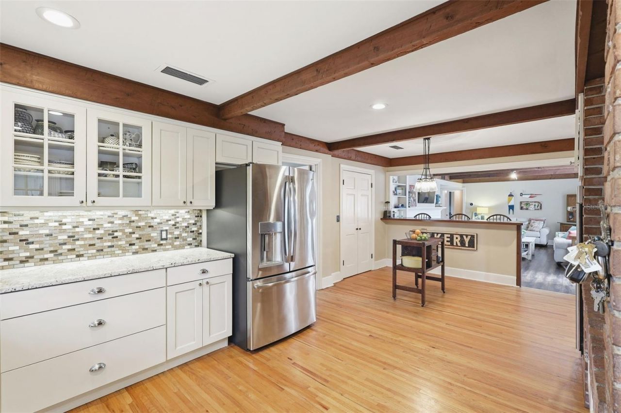 911 Pine Tree Terrace, Deland, FL 32724 Photo