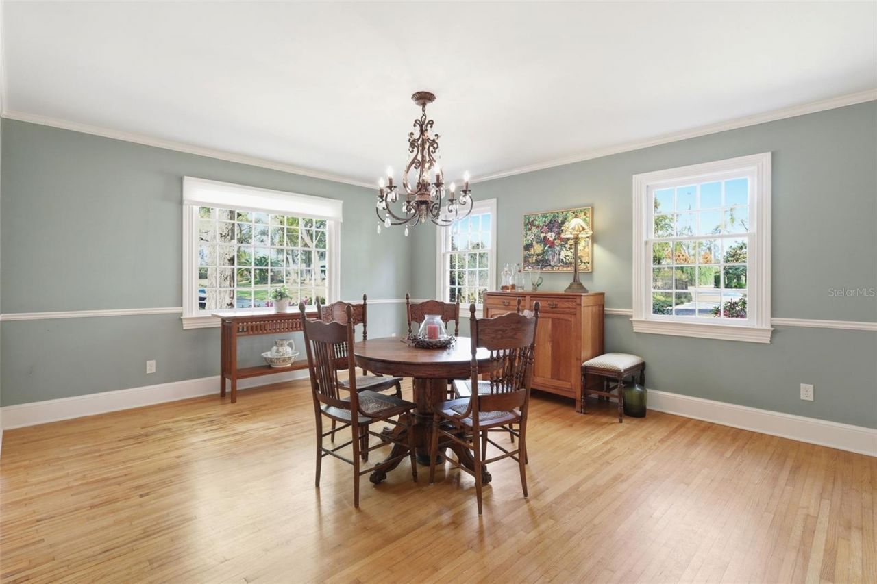 911 Pine Tree Terrace, Deland, FL 32724 Photo