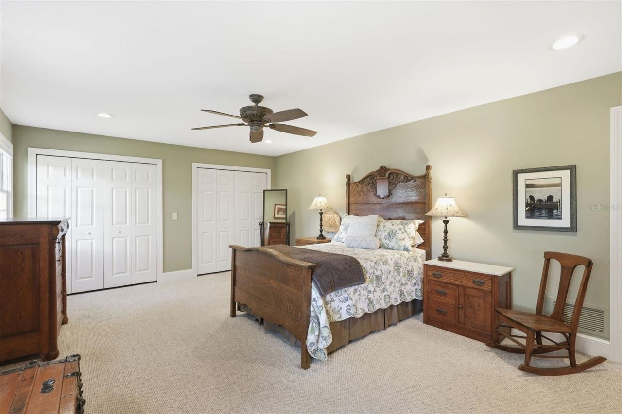 911 Pine Tree Terrace, Deland, FL 32724 Photo