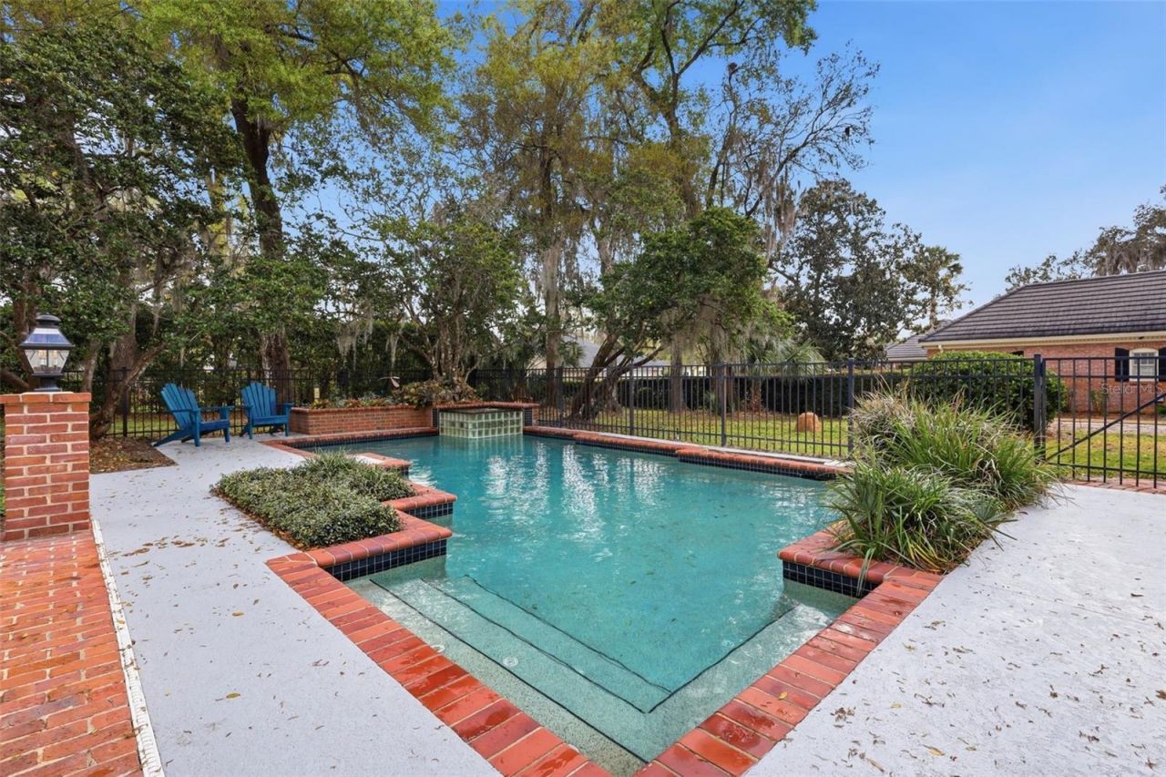 911 Pine Tree Terrace, Deland, FL 32724 Photo