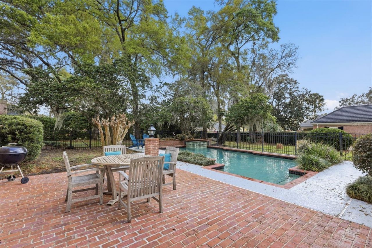 911 Pine Tree Terrace, Deland, FL 32724 Photo