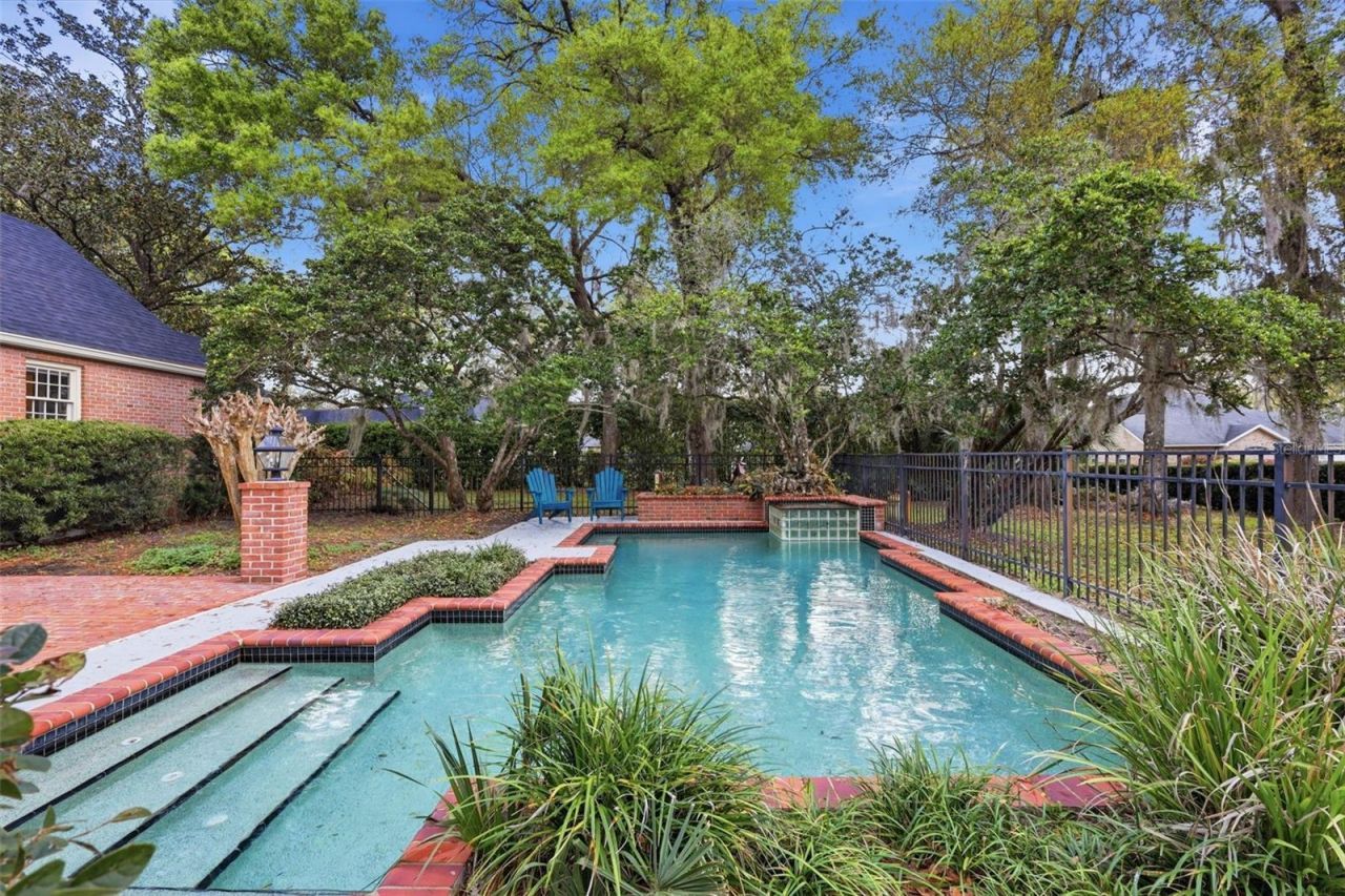 911 Pine Tree Terrace, Deland, FL 32724 Photo