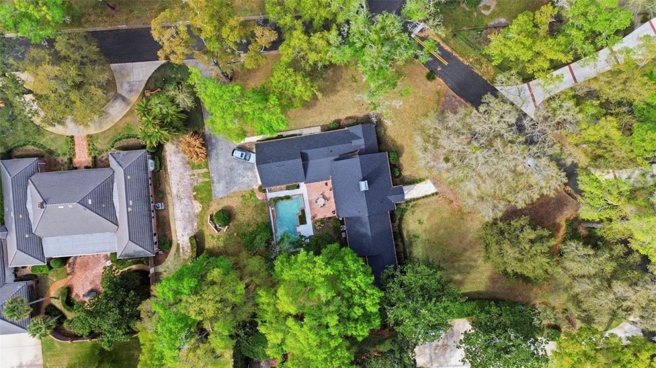 911 Pine Tree Terrace, Deland, FL 32724 Photo