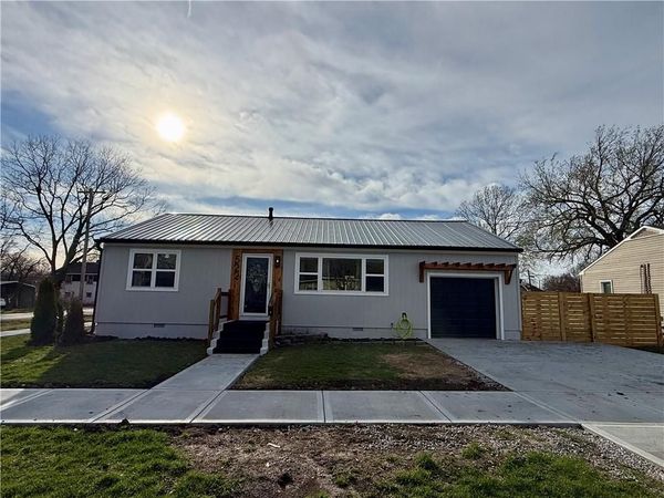 522 Oscar Street, Osawatomie, KS 66064