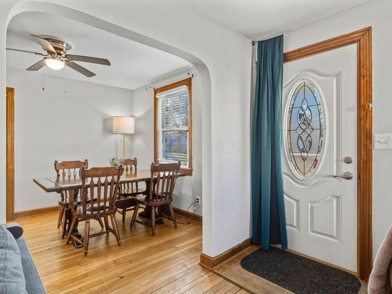 570 Wiltshire Road, Columbus, OH 43204 Photo 8