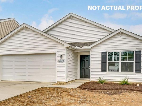 1235 Stratford Way , London, OH 43140