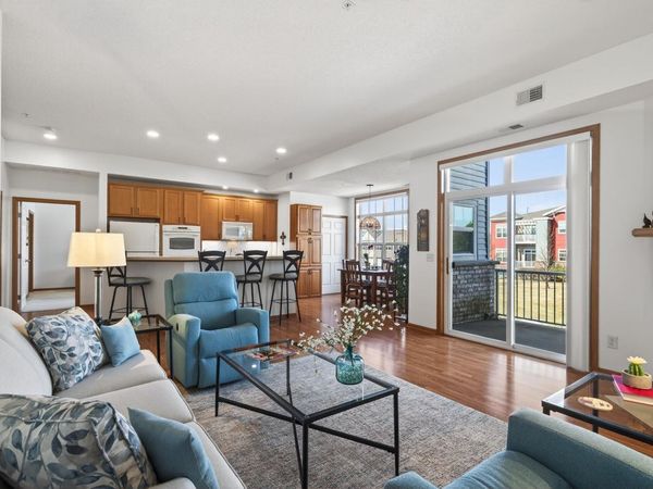 17393 72nd Avenue N, Unit 102, Maple Grove, MN 55311