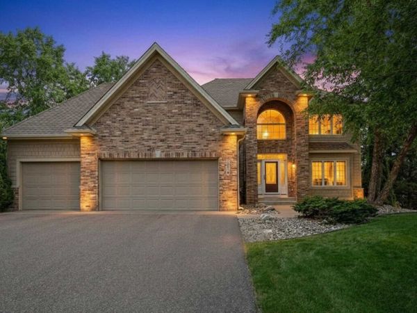 18426 Magenta Bay, Eden Prairie, MN 55347