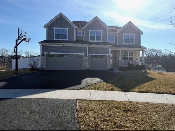 1169 Overhill Court, Crystal Lake, IL 60012