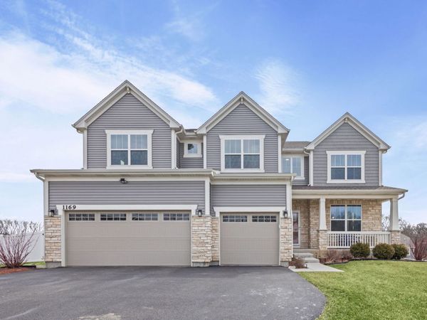 1169 Overhill Court, Crystal Lake, IL 60012