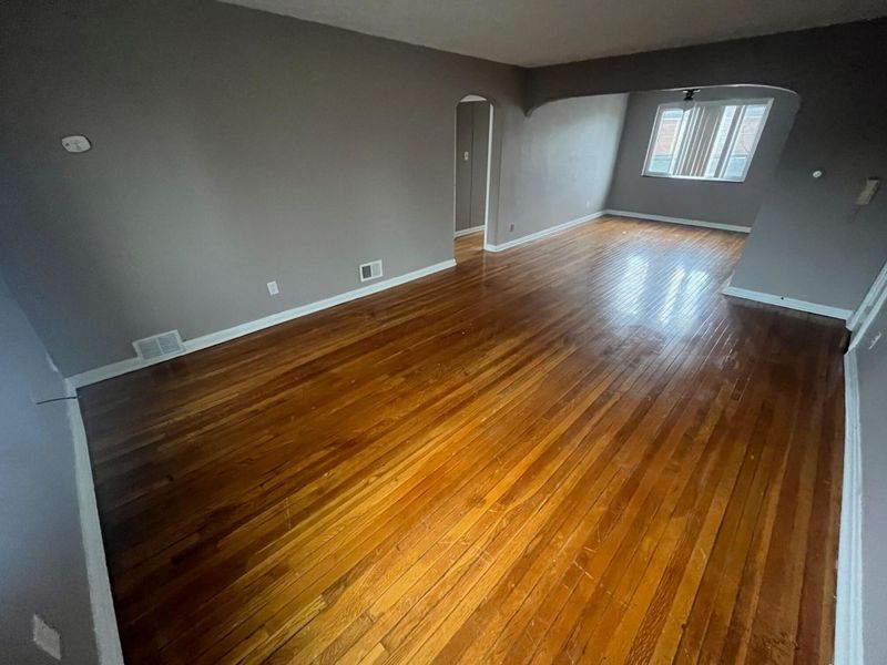 39 N Hampton Road, Columbus, OH 43213 Photo 3