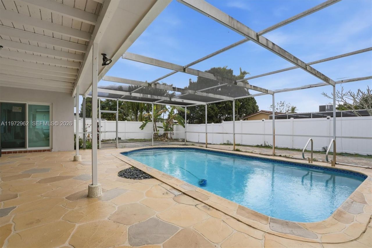 5518 Mckinley St , Hollywood, FL 33021 Photo