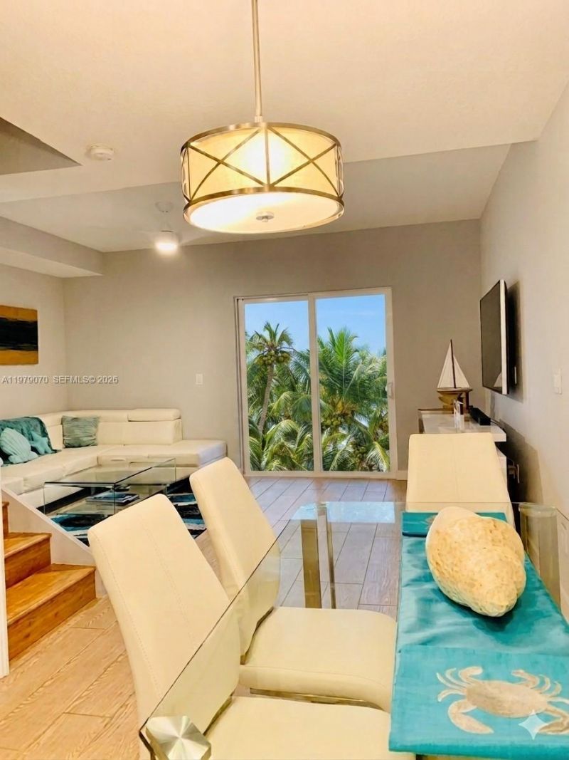 619 Meridian Ave, Unit 4, Miami Beach, FL 33139 Photo