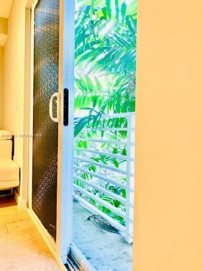 619 Meridian Ave, Unit 4, Miami Beach, FL 33139 Photo