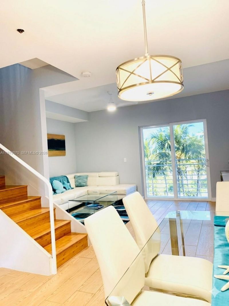 619 Meridian Ave, Unit 4, Miami Beach, FL 33139 Photo