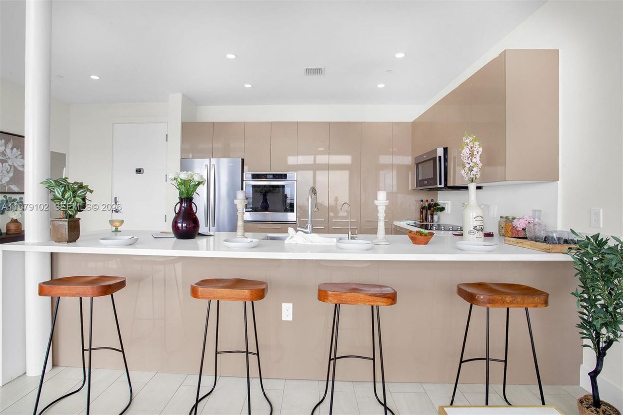 2000 Metropica Way , Unit PH02, Sunrise, FL 33323 Photo