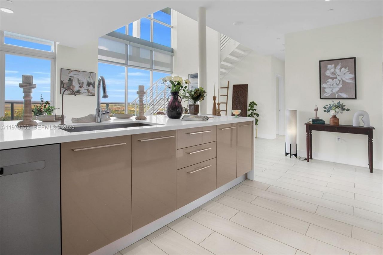 2000 Metropica Way , Unit PH02, Sunrise, FL 33323 Photo