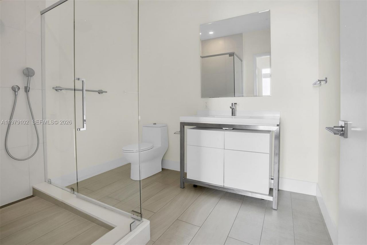 2000 Metropica Way , Unit PH02, Sunrise, FL 33323 Photo