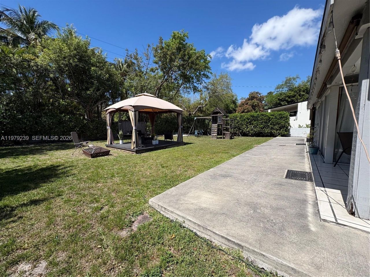 160 South Dr , Miami Springs, FL 33166 Photo