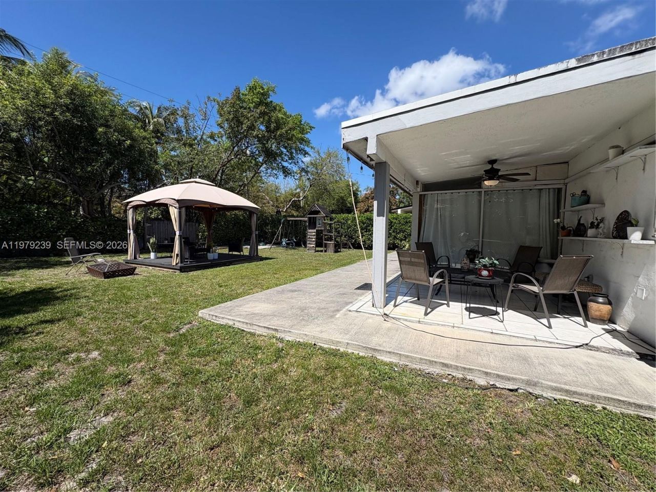 160 South Dr , Miami Springs, FL 33166 Photo