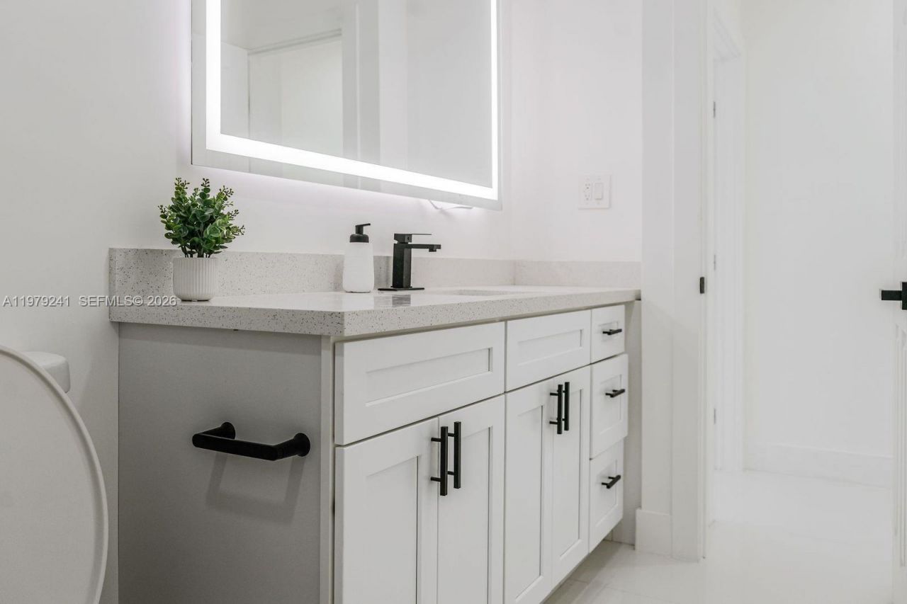 5402 SW 1st Ct, Plantation, FL 33317 Photo