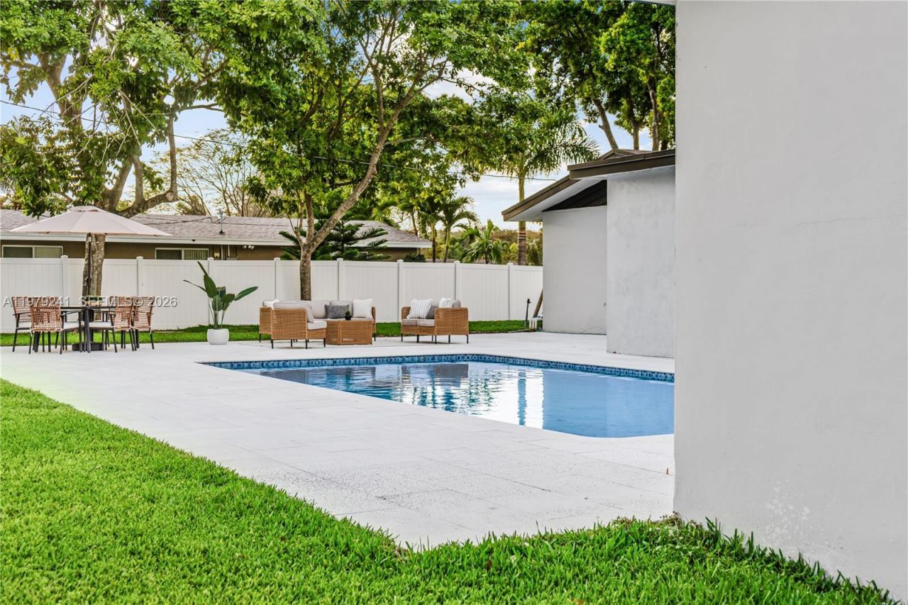 5402 SW 1st Ct, Plantation, FL 33317 Photo