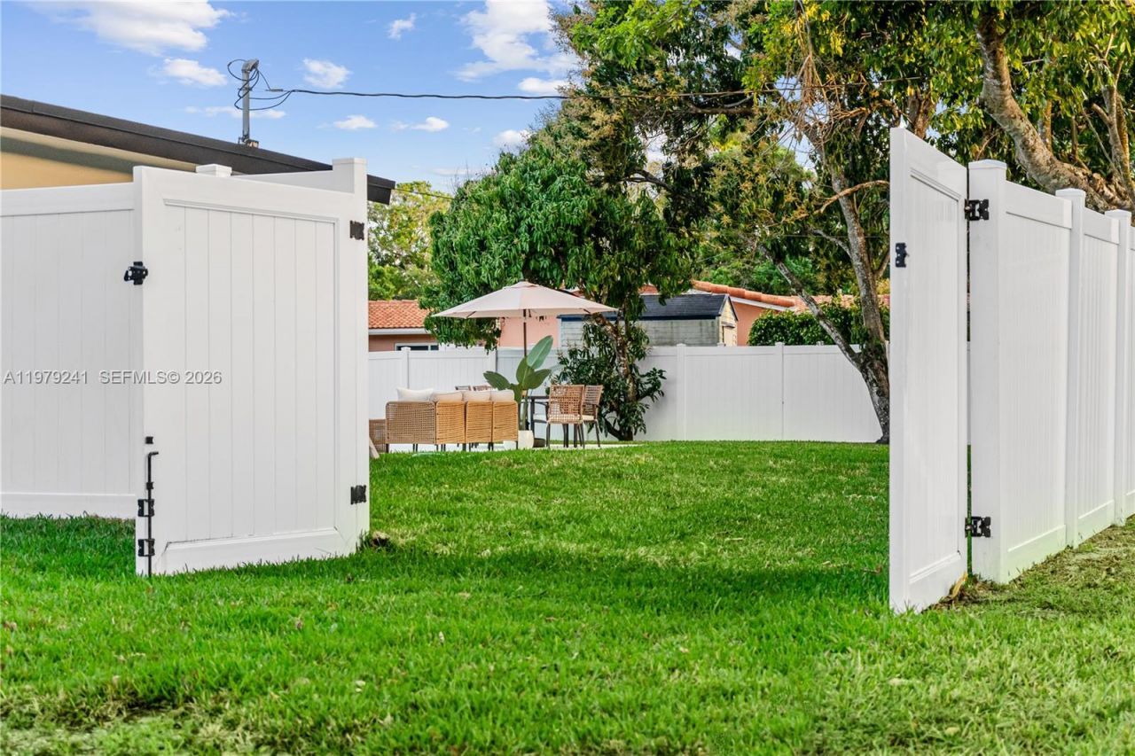 5402 SW 1st Ct, Plantation, FL 33317 Photo