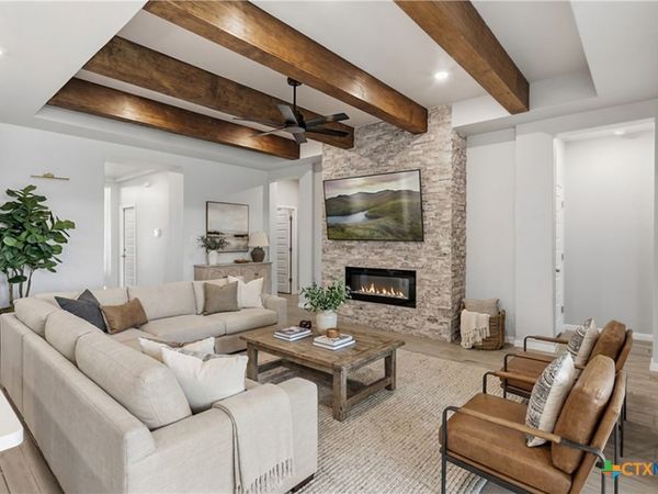 3809 Donald Drive , Seguin, TX 78155