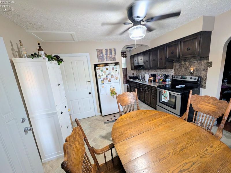 1016 HAYES Avenue, Sandusky, OH 44870 Photo 4