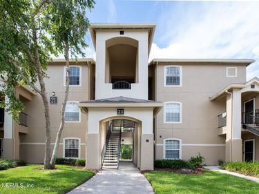 1655 THE GREENS Way, Unit 2113, Jacksonville Beach, FL 32250
