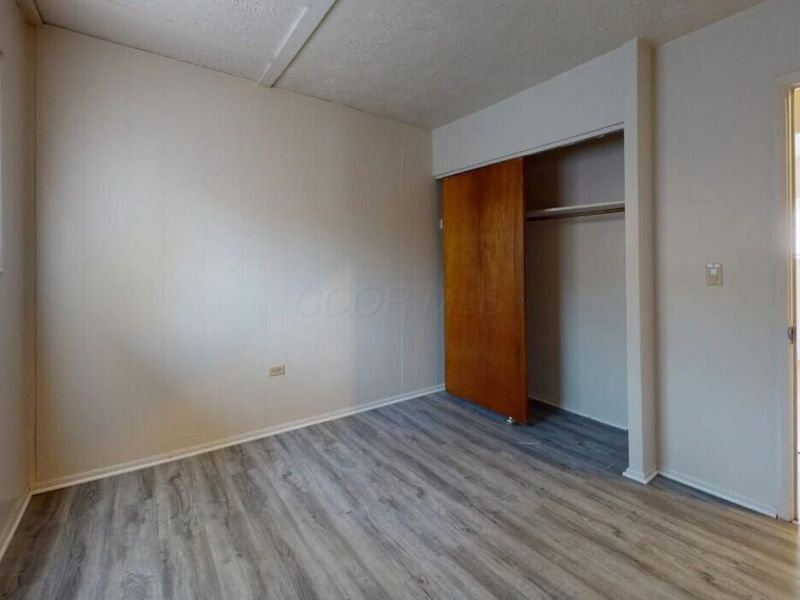 2102-2104 Avalon Place , Columbus, OH 43219 Photo 11