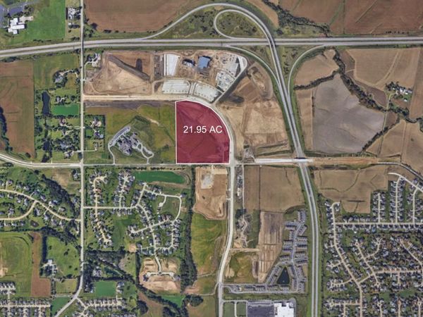 0 Elmore Avenue , Davenport, IA 52807