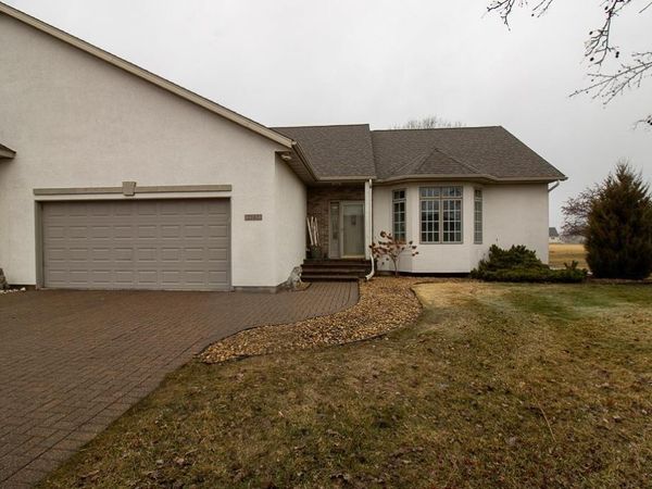 2142 Arlington Lane, North Mankato, MN 56003