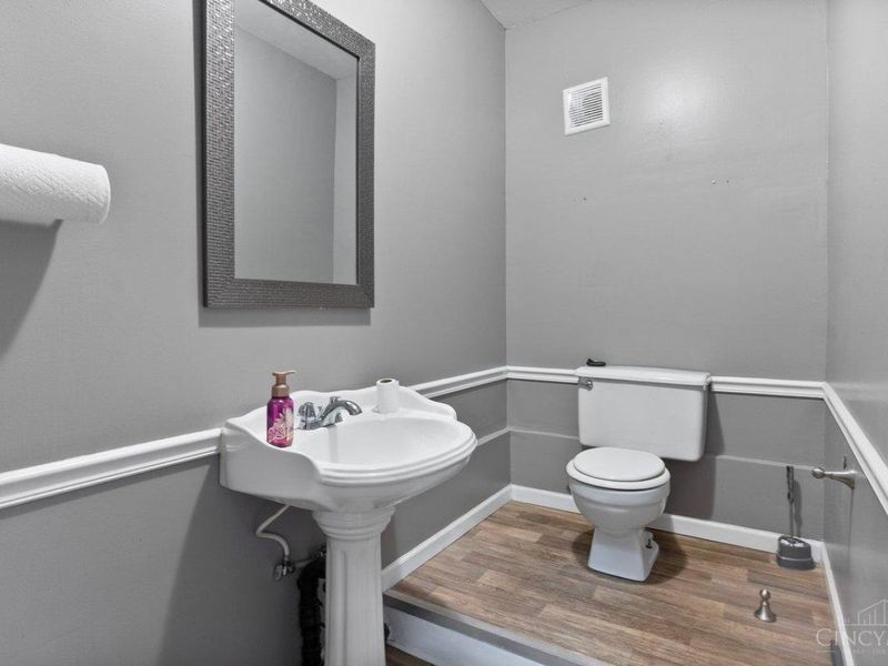 2488 River Rd, Cincinnati, OH 45204 Photo 11