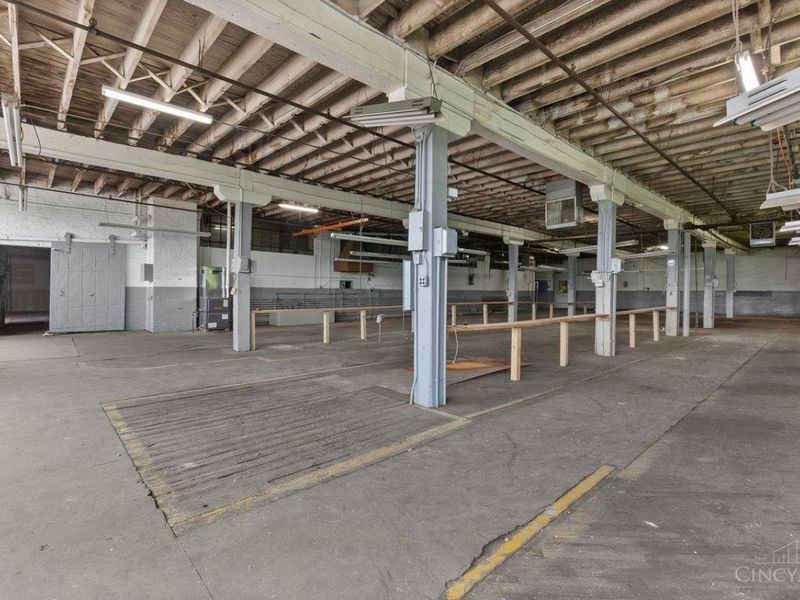 2488 River Rd, Cincinnati, OH 45204 Photo 16