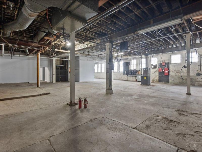 2488 River Rd, Cincinnati, OH 45204 Photo 20