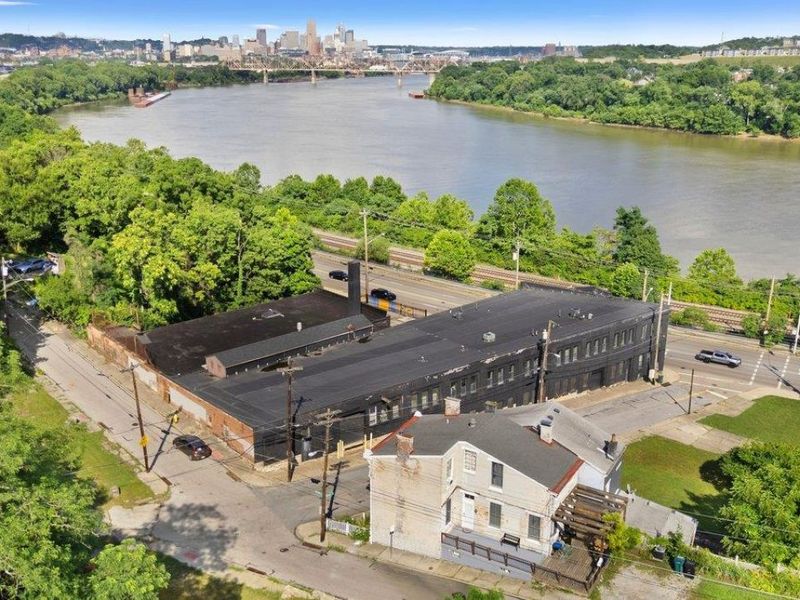 2488 River Rd, Cincinnati, OH 45204 Photo 4