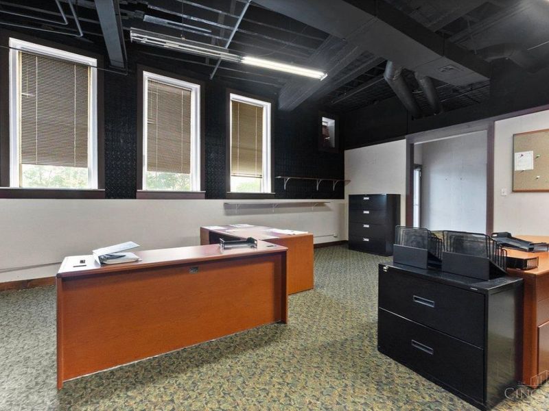 2488 River Rd, Cincinnati, OH 45204 Photo 9