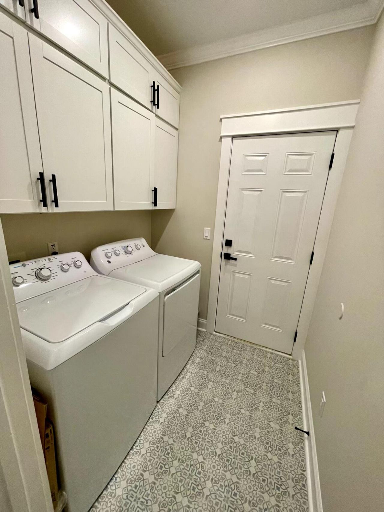 8534 Sentry Circle Photo 31