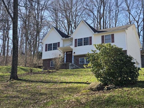 33 Rocky Top Lane, Morgantown, WV 26508